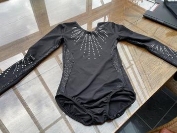Mooie turnpakjes en turntas Topmodel maat 122-140 beschikbaar voor biedingen
