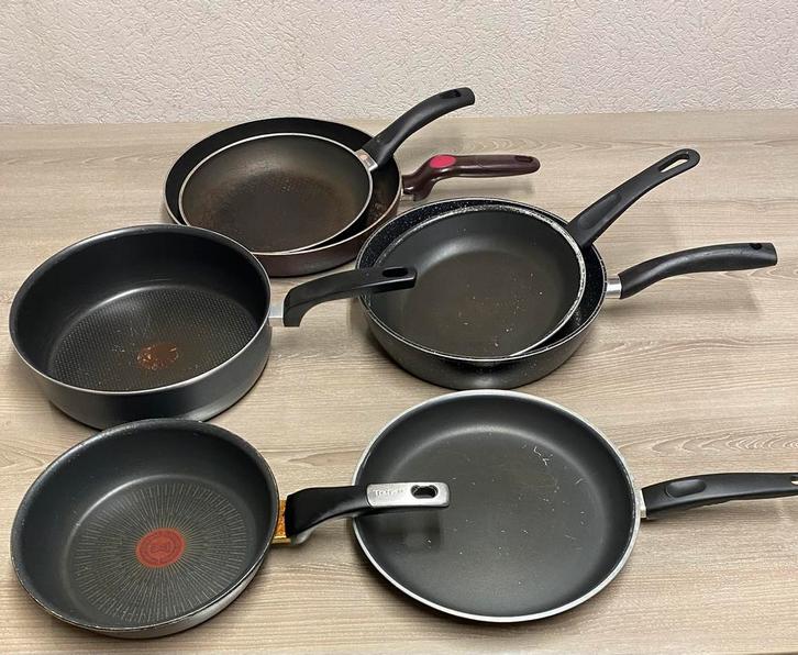 Lot de vaisselle divers + que 300 pièces ,prix: 50€, Huis en Inrichting, Keuken | Servies, Gebruikt, Ophalen of Verzenden