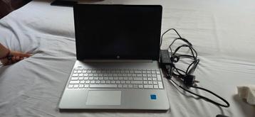 HP laptop met Intel i3, 8gb ram, 1 jaar oud met garantie.
 beschikbaar voor biedingen