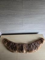 Echarpe fourrure, Ophalen, Gedragen