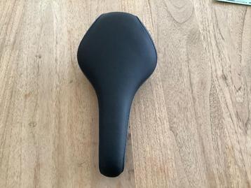 Koga mtb/gravel zadel beschikbaar voor biedingen
