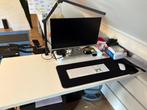 bureau Ikea, Huis en Inrichting, Ophalen, Zo goed als nieuw, Bureau