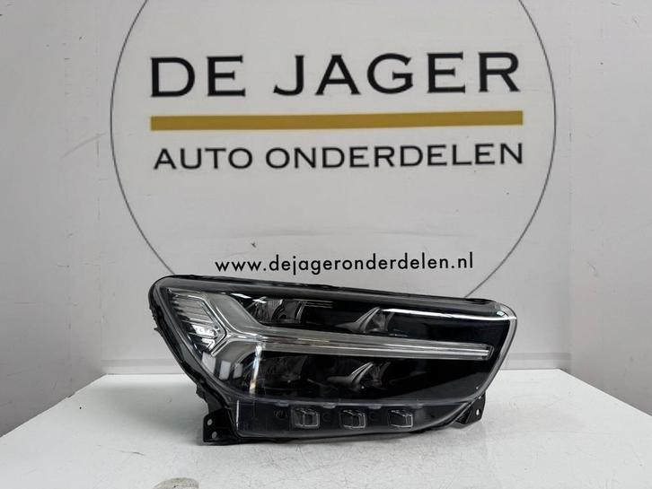 VOLVO XC40 VOL LED KOPLAMP RECHTS 31655990, Auto-onderdelen, Verlichting, Volvo, Gebruikt