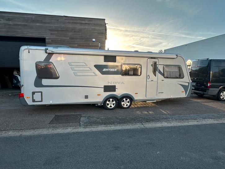 Hymer nova s ‼️ mover ‼️ airco ‼️ wc ‼️ douche ‼️ leder, Caravans en Kamperen, Caravans, Bedrijf, Hymer, Airco, Ophalen of Verzenden