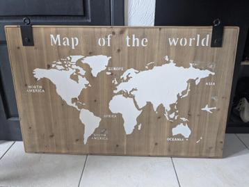 Cadre du monde beschikbaar voor biedingen