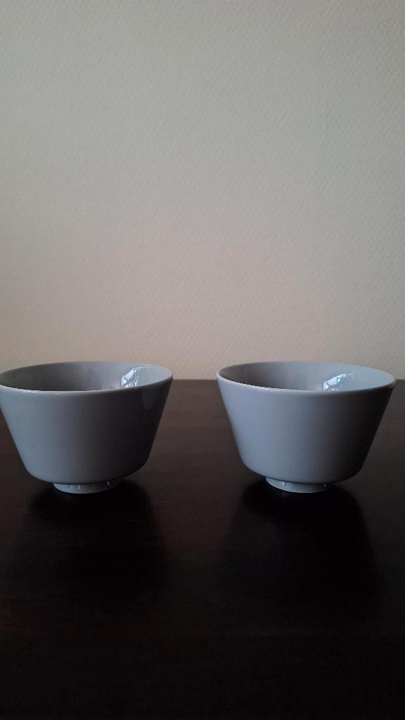 IITTALA Teema Tiimi grijs 2 stuks 7cm hoog Kaj Franck, Huis en Inrichting, Keuken | Servies, Nieuw, Kom(men), Effen, Porselein