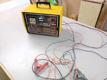 Batterijlader 6 - 12 - 24 volt beschikbaar voor biedingen