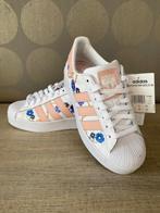 NIEUW! ADIDAS ORIGINALS Superstar Bold W Floral wit/roze maa, Vêtements | Femmes, Chaussures, Neuf, Enlèvement ou Envoi, Adidas Originals