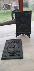 2 plaques en fonte, Antiquités & Art, Antiquités | Accessoires de maison, Enlèvement ou Envoi
