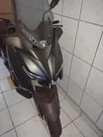 Yamaha Xmax SEE6 FULL BLACK MAT IRON EDITION 125CC, Motoren, Scooter, Particulier, 125 cc, 11 kW of minder