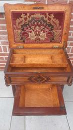 ANTIEK KASTJE - TAFEL ANTIEK, Antiek en Kunst, Ophalen