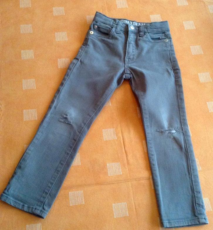 Kledingset voor jongens van 6-8 jaar, Kinderen en Baby's, Kinderkleding | Maat 128, Jongen, Broek, Ophalen of Verzenden