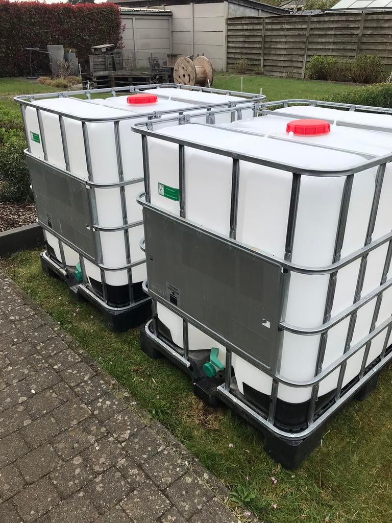 Regentonnen van 1000l te koop, Tuin en Terras, Regentonnen, Ophalen, Kunststof, Met kraantje, 150 liter of meer
