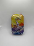 Kanto power tin: Mewtwo version, Ophalen of Verzenden, Zo goed als nieuw, Booster, Foil