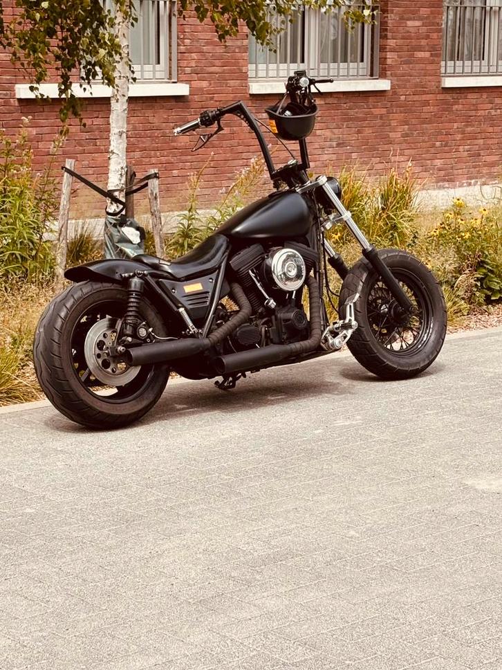 Harleh davidson super glide, Motos, Motos | Harley-Davidson, Particulier, Chopper, 12 à 35 kW, 2 cylindres, Permis Moto A2 minimum