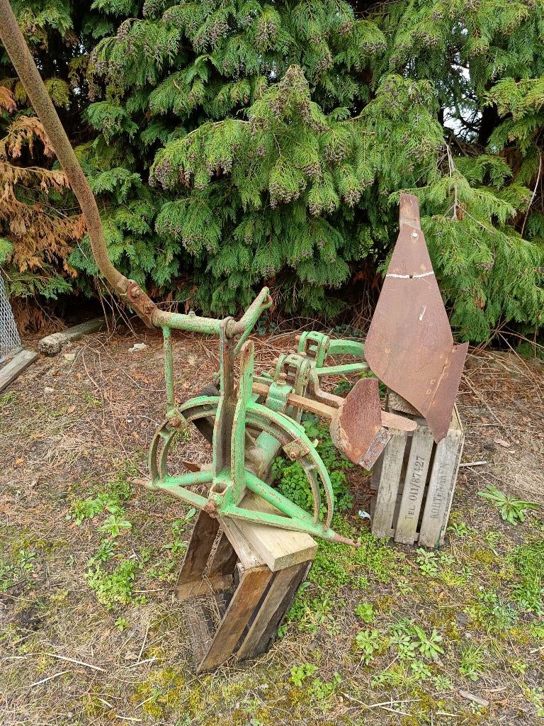 Oude tractorploeg – ideaal voor restauratie of gebruik, Ophalen, Akkerbouw, Grondbewerking