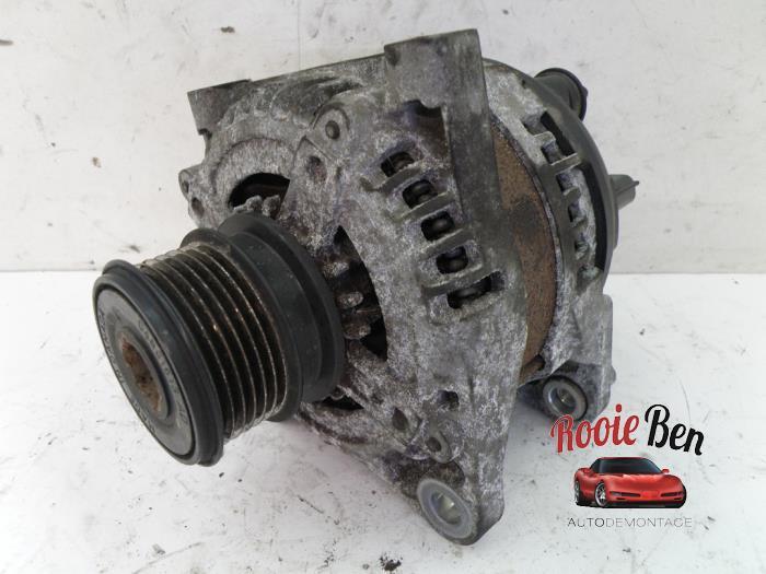 Dynamo d'un Chrysler Voyager, Autos : Pièces & Accessoires, Moteurs & Accessoires, Chrysler, Utilisé, 3 mois de garantie, Enlèvement ou Envoi