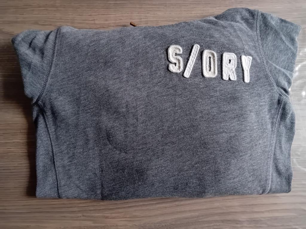 Hoodie superdruk maat kinder xs, Enfants & Bébés, Vêtements enfant | Taille 152, Enlèvement