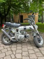 Honda dax 50 4 vitesse handgeschakeld, Fietsen en Brommers, Ophalen, Overige modellen, Klasse B (45 km/u), Zo goed als nieuw