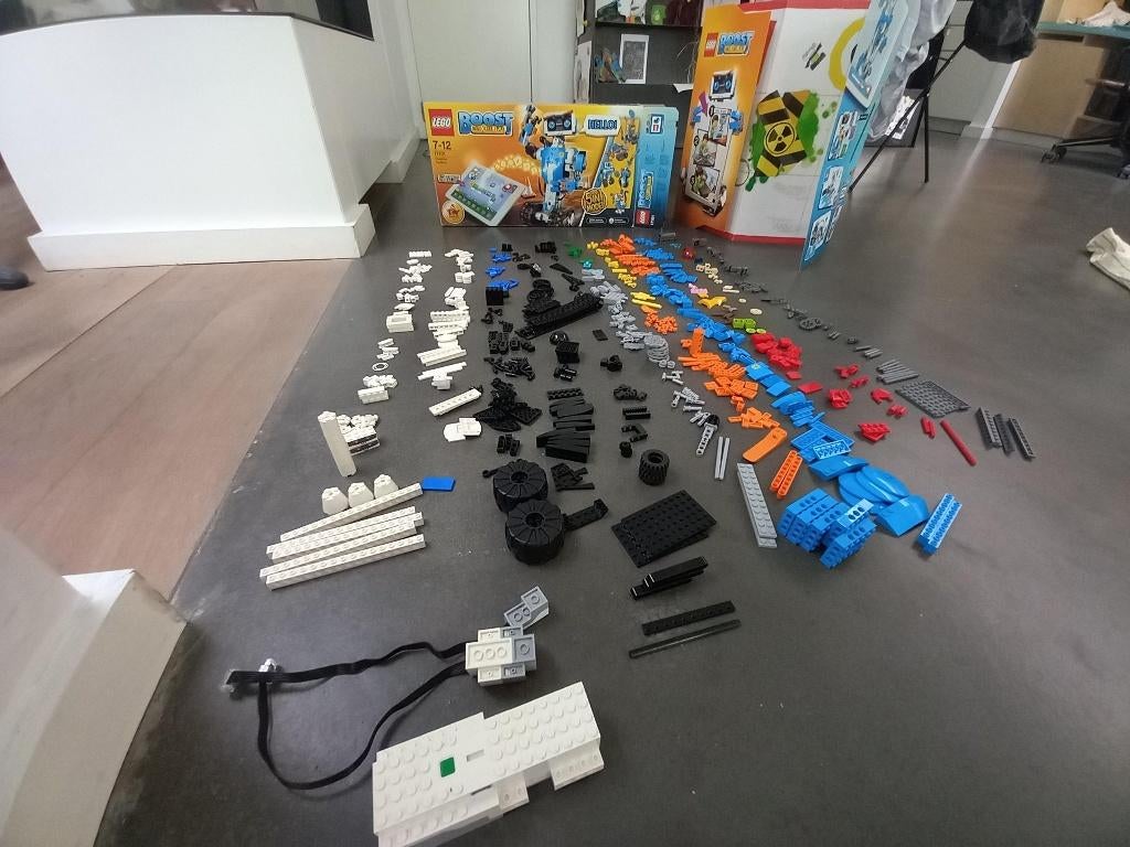 Lego Boost - 17101 Creatieve gereedschapskist, Compleet, Lego, Ophalen of Verzenden, Zo goed als nieuw