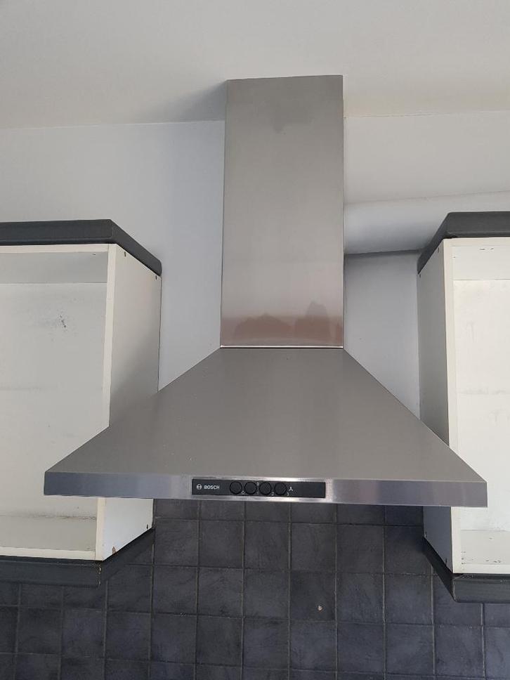 Hotte Bosch, Elektronische apparatuur, Afzuigkappen, Gebruikt, Vrijstaand, Wandschouwkap, 200 tot 400 m³ per uur, Motor, Ophalen