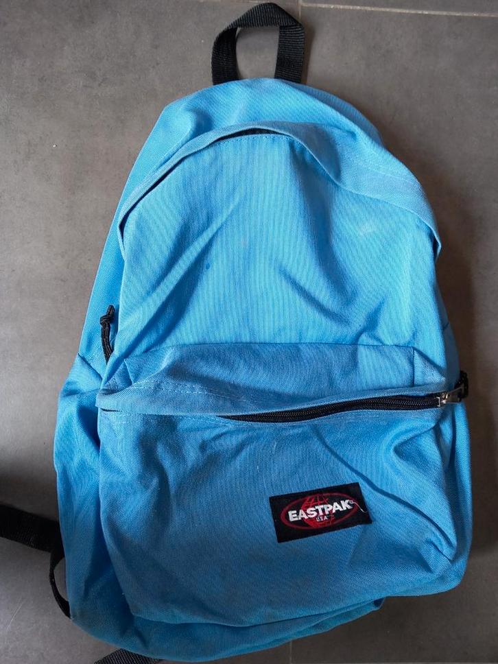 Sac à dos - eastpak -> 3€, Bijoux, Sacs & Beauté, Sacs | Sacs à dos, Utilisé, Eastpak, Étanche, Enlèvement