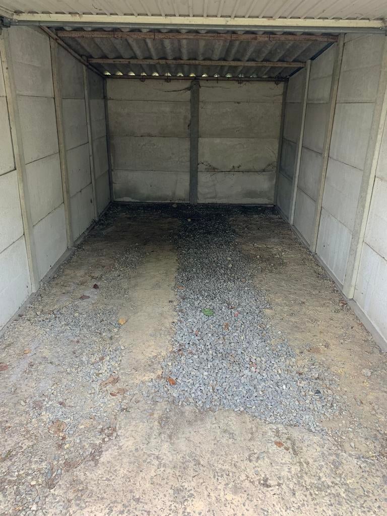 Garage box de stockage a louer region Ath, Province de Hainaut