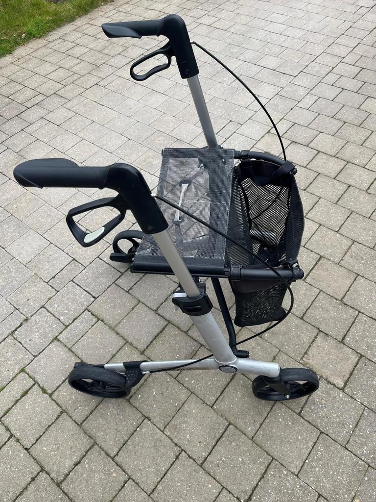 Rollator Gemino 20 - lichtgewicht - comfortabel wandelen, Diversen, Rollators, Ophalen, Opvouwbaar, Gebruikt