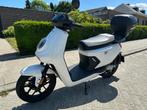 NIU scooter, Vélos & Vélomoteurs, Vélomoteurs & Scooters bridés, Autres marques, Comme neuf, Enlèvement, Électrique