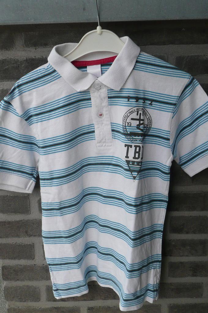 polo wit blauw gestreept (K322), Kinderen en Baby's, Kinderkleding | Maat 134, Ophalen of Verzenden, Zo goed als nieuw, Jongen