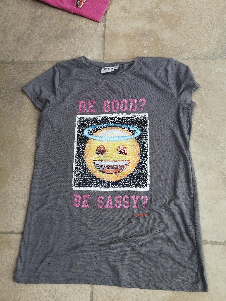 Merk Emoji : mooie t-shirt mt 170, Kinderen en Baby's, Kinderkleding | Maat 170, Ophalen of Verzenden, Zo goed als nieuw, Meisje