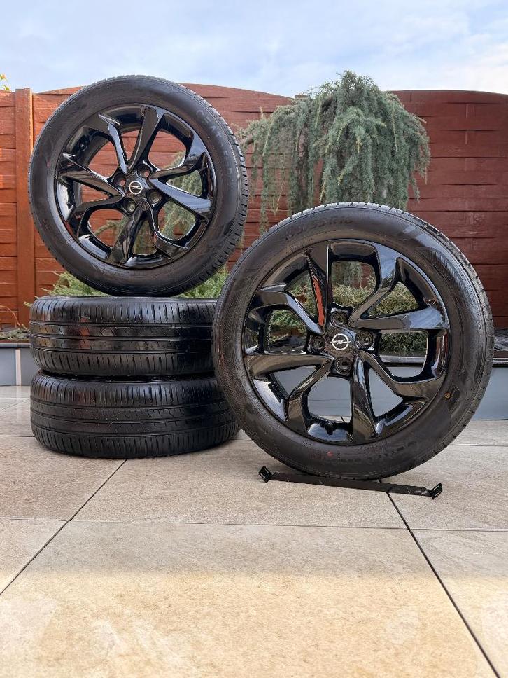 Opel Corsa / adam Jantes et pneus, Autos : Divers, Enjoliveurs, Utilisé, Enlèvement