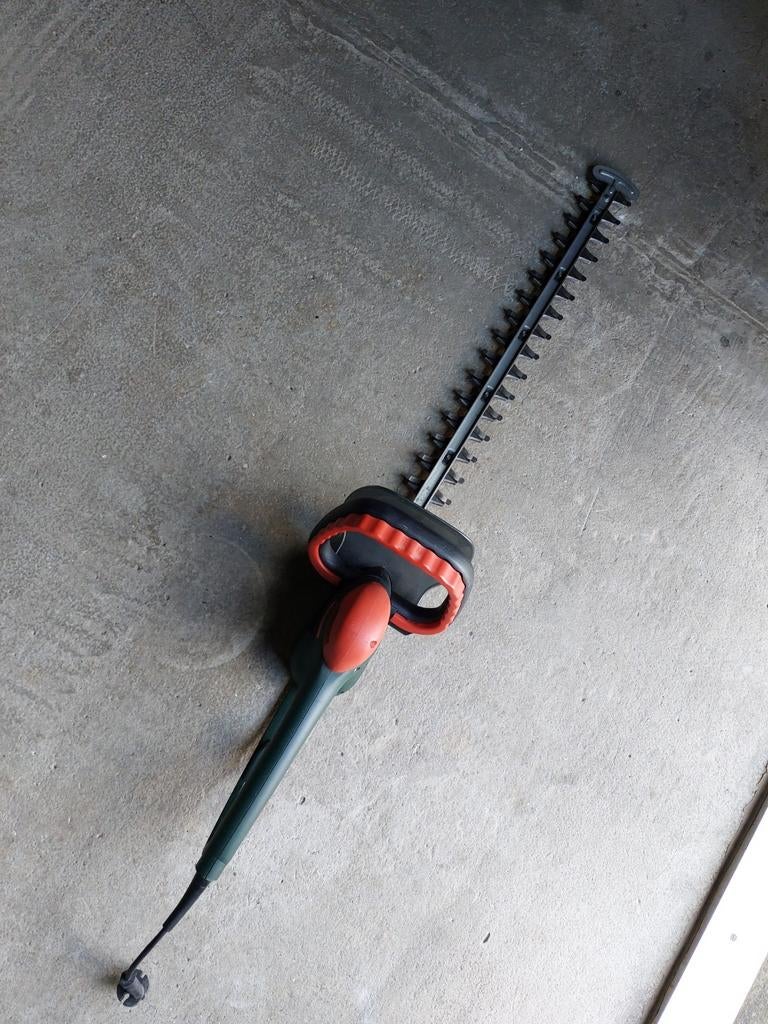 Taille haie robuste Metabo, Enlèvement