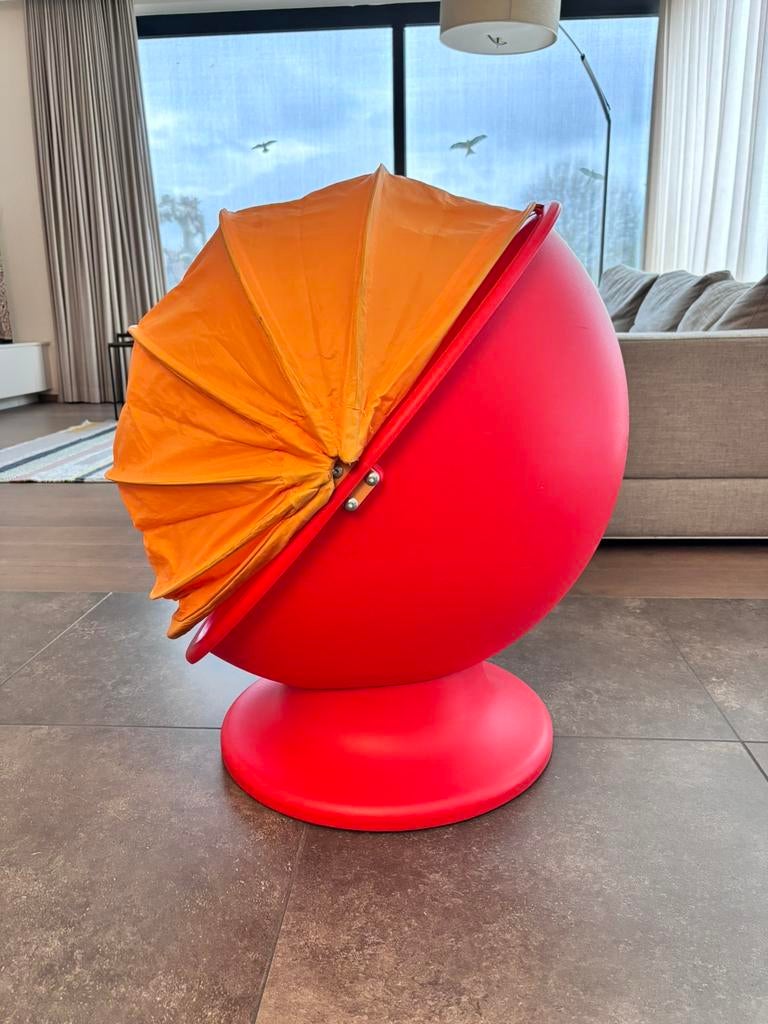 Kinderstoel/Eistoel Ikea rood/oranje, Enlèvement, Utilisé