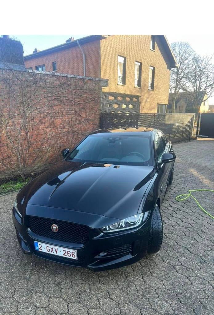 Jaguar XE 2.0 bj 2016 met 164.000km, Auto's, Jaguar, Automaat, Leder en Stof, Zwart, Bedrijf