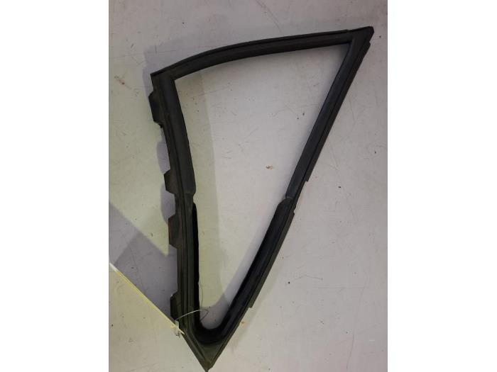 Joint caoutchouc portière 2portes gauche d'un Alfa Romeo Al, -, 3 mois de garantie, Utilisé, Alfa Romeo