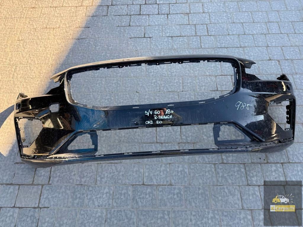 Volvo S60 III V60 II R-Design voorbumper, Auto-onderdelen, Gebruikt, Gunnar Engellaus vag 8
405 31  Gothenburg, SE, Info@volvocars.com