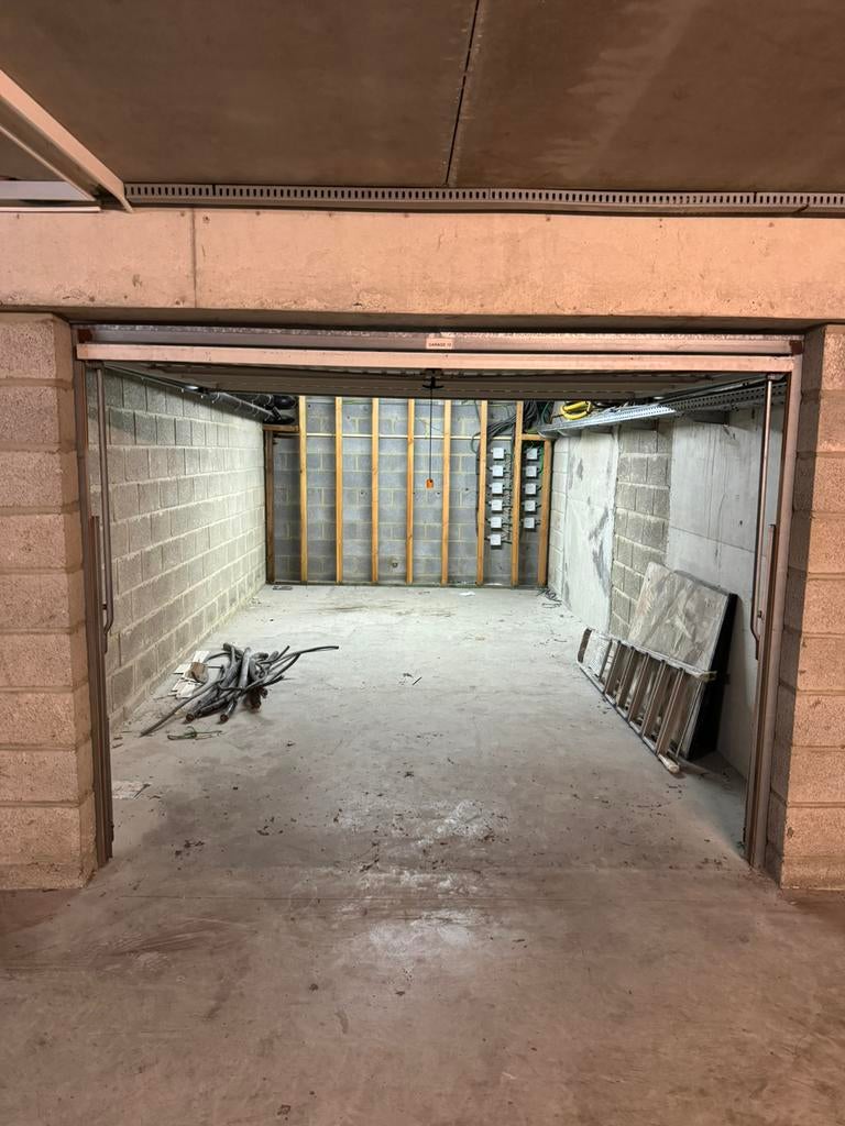 Garage box à vendre, Immo, Garages & Places de parking