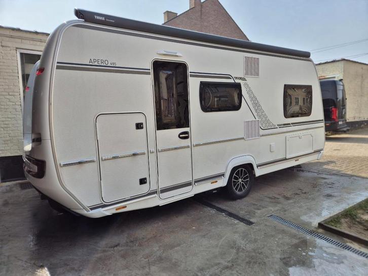 CARAVANE FENDT APERO 495 SKM, Caravanes & Camping, Caravanes, Particulier, Fendt, 2 lits séparés, Lit relevable, Lits superposés