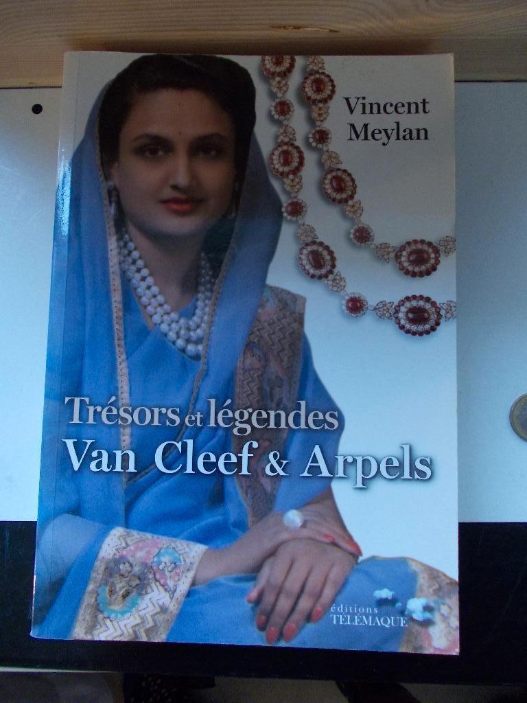 Trésors et légendes Van Cleef & Arpels, Enlèvement ou Envoi, Comme neuf, Autres sujets/thèmes
