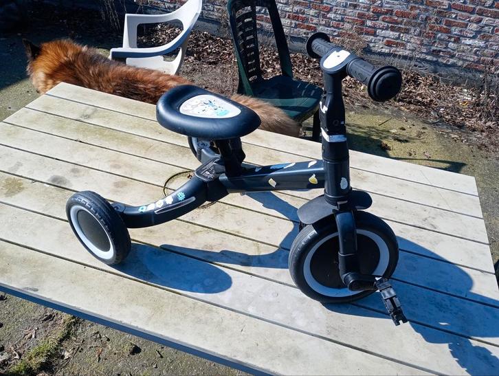 Kinderfietsje, zadel staat niet 100% vast, Fietsen en Brommers, Fietsen | Driewielers, Gebruikt, Verstelbare zitting, Ophalen