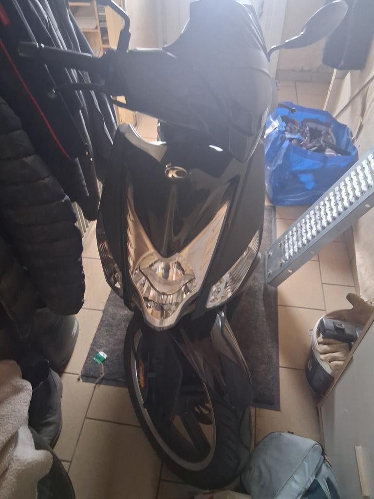 Kymco agility 16 125cc 3026 km seulement., Vélos & Vélomoteurs, Enlèvement ou Envoi