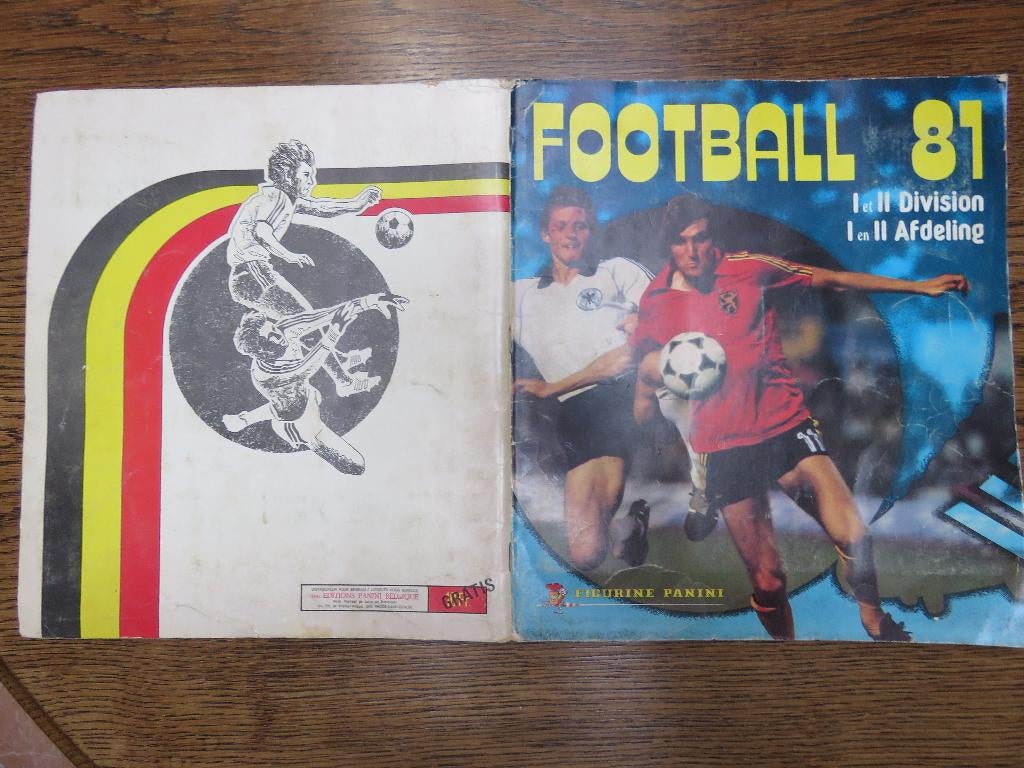 PANINI - FOOTBALL 81 BELGIË - 1ste en 2de afdeling, Livres, Livres d'images & Albums d'images, Enlèvement ou Envoi, Utilisé, Album d'images