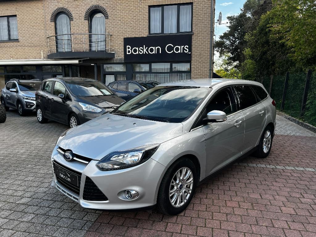 Ford Focus 1.6i/M2013/91.000KM/AUTOMAAT/NAVI/12M GARANTIE, Autos, Ford, Focus, Argent ou Gris, Achat, Euro 6
