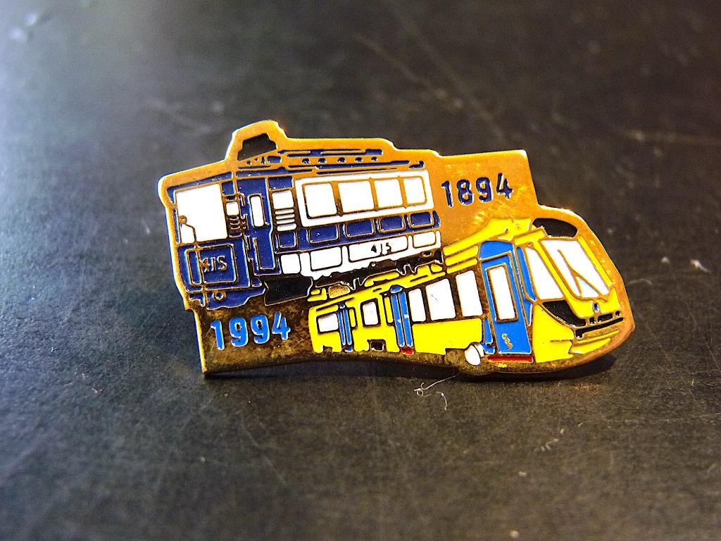 Pin's Tram Electric 100 jaar - Brussel, Verzamelen, Spoorwegen en Tram, Zo goed als nieuw, Tram, Kaart of Prent, Ophalen of Verzenden
