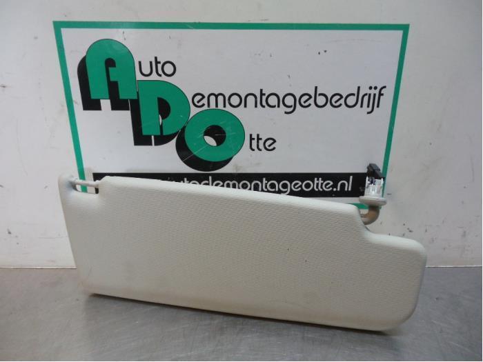 Pare-soleil d'un Volkswagen Passat (Passat 01-), Autos : Pièces & Accessoires, Habitacle & Garnissage, Volkswagen, Utilisé, Enlèvement ou Envoi