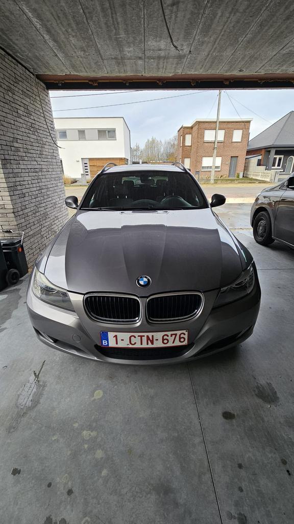Bmw 318d, Auto's, BMW, Bedrijf, 3 Reeks, Benzine, Euro 5, Zilver of Grijs, Zwart, Ophalen