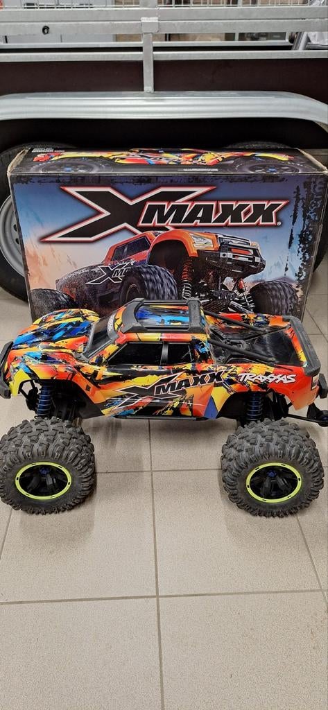Traxxas Xmaxx, Hobby en Vrije tijd, Modelbouw | Radiografisch | Auto's, Gebruikt, Auto offroad, Elektro, Overige schalen, RTR (Ready to Run)