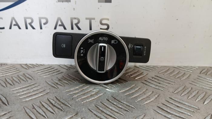 Licht Schakelaar van een Mercedes B-Klasse, Auto-onderdelen, Dashboard en Schakelaars, Mercedes-Benz, Gebruikt, 3 maanden garantie