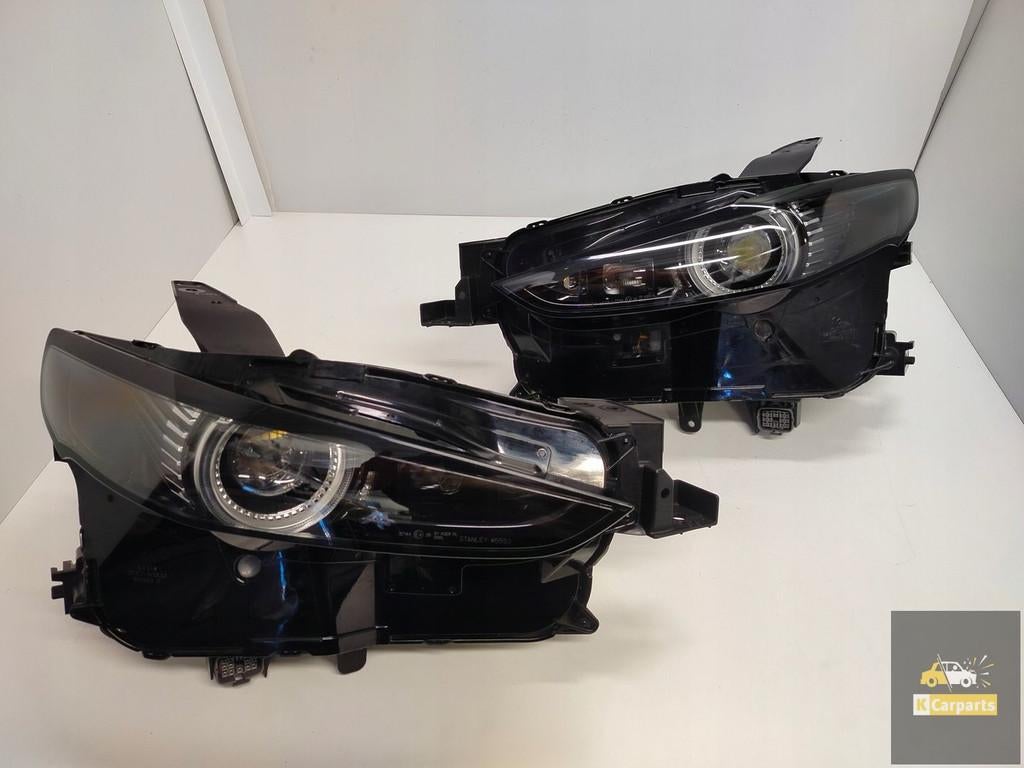 Phare avant droit LED 14 broches pour Mazda CX30, Shinchi, Fuchu-Cho 3-1
730-8670  Hiroshima, Mazda Motor Corporation, Info@mazda.co.jp